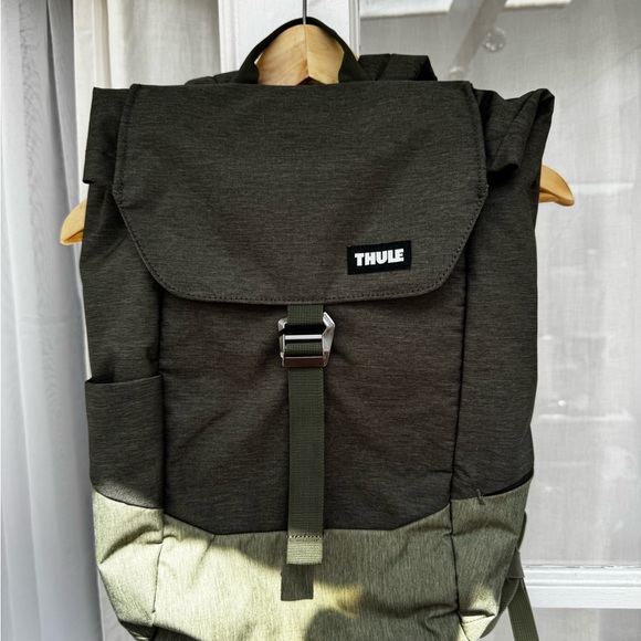 Thule Dark Green Men's Backpack - Picture 1 of 3